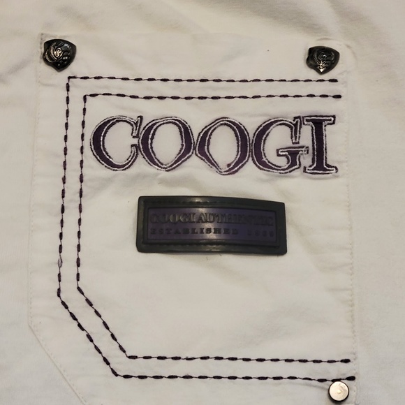Vintage COOGI Australia Designer Tee With Embroidered Graphic. Size 2XL. - Picture 6 of 14